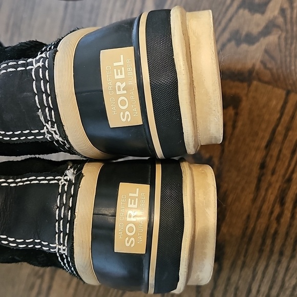 Sorel Joan Of Arctic Black Faux Fur Insulated Waterproof Winter Boots - Picture 11 of 12